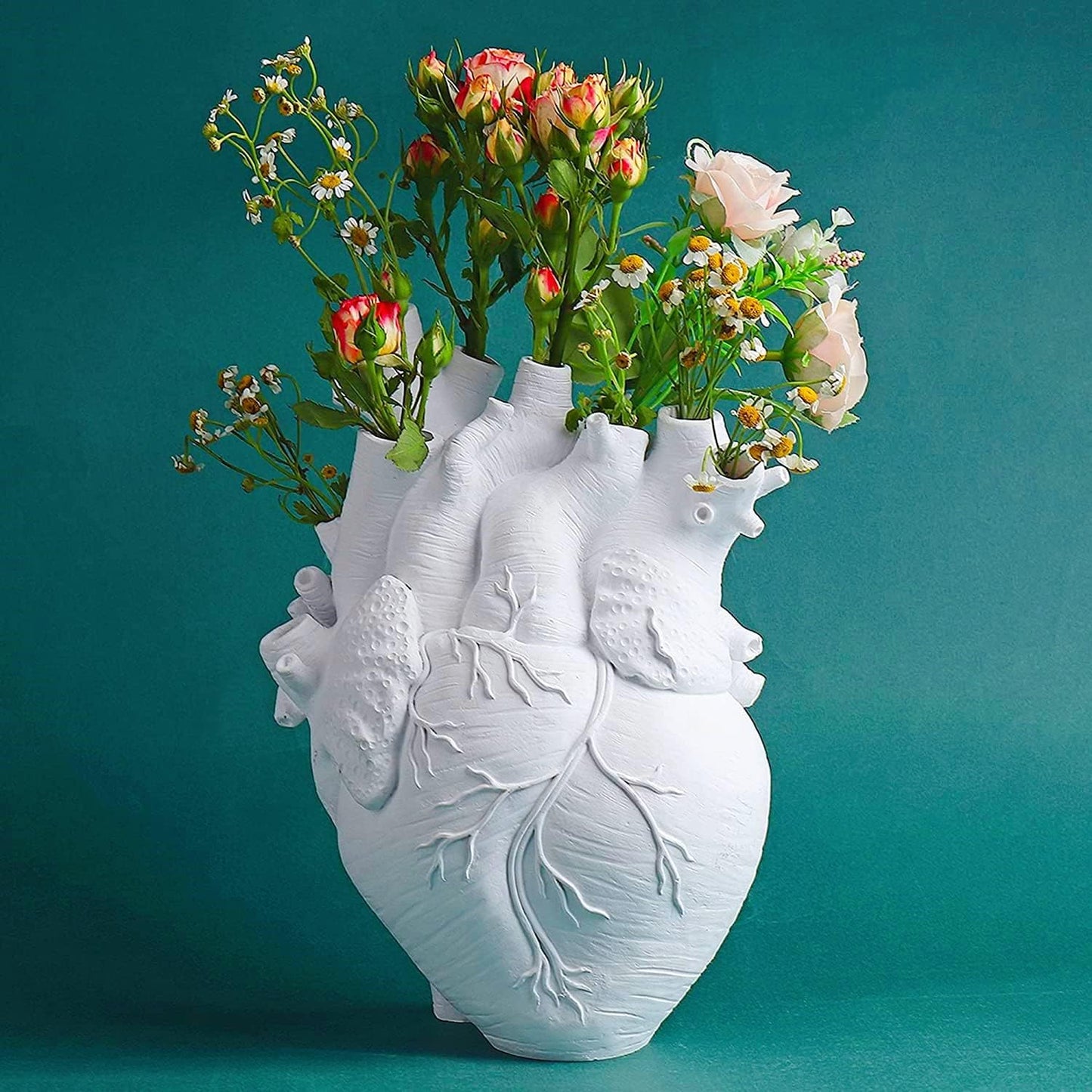Heart-Shaped Resin Vase — Nordic Modern Decorative Flower Pot
